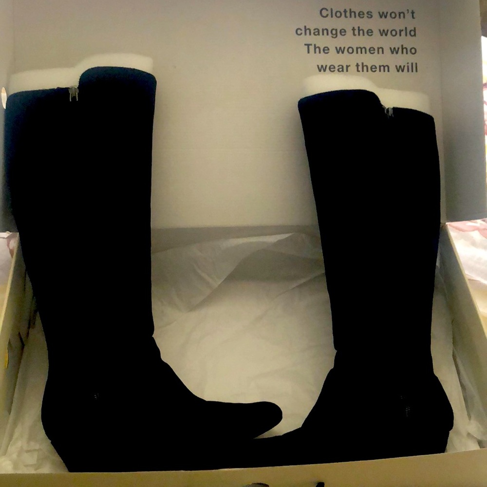 Anne Klein black suede boots